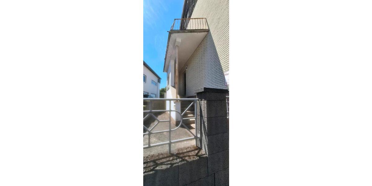 Mehrfamilienhaus, Wohnhaus Kirkel - 11 Zimmer, 180 m&sup2;, 290.000&euro; | Angebot:27076980