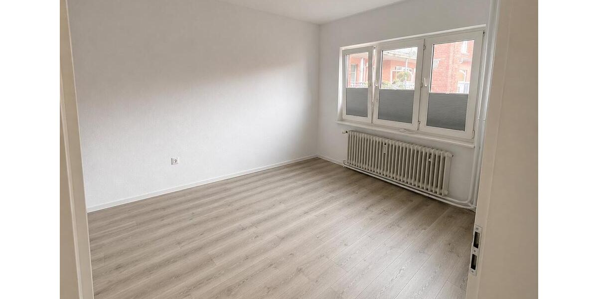Etagenwohnung Norden - 2.5 Zimmer, 67 m&sup2;, 580&euro; | Angebot:26349692