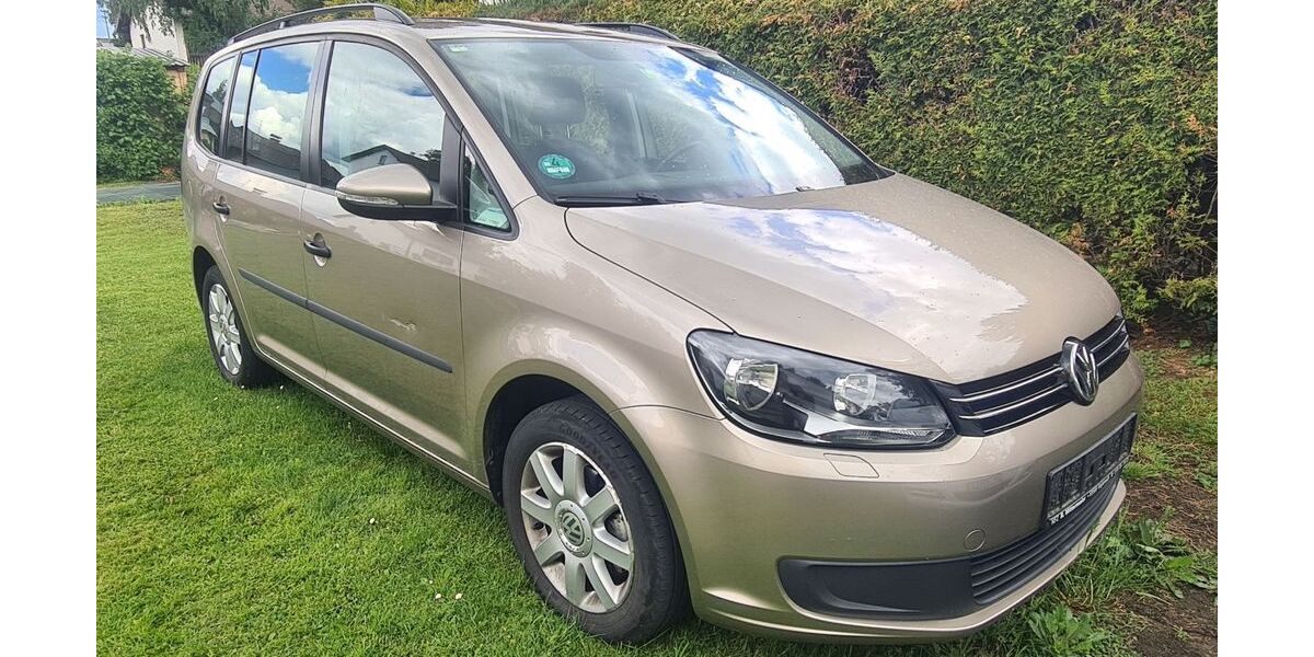 VW Touran 165.056 km 4.640 &euro; Bad Aibling 83043