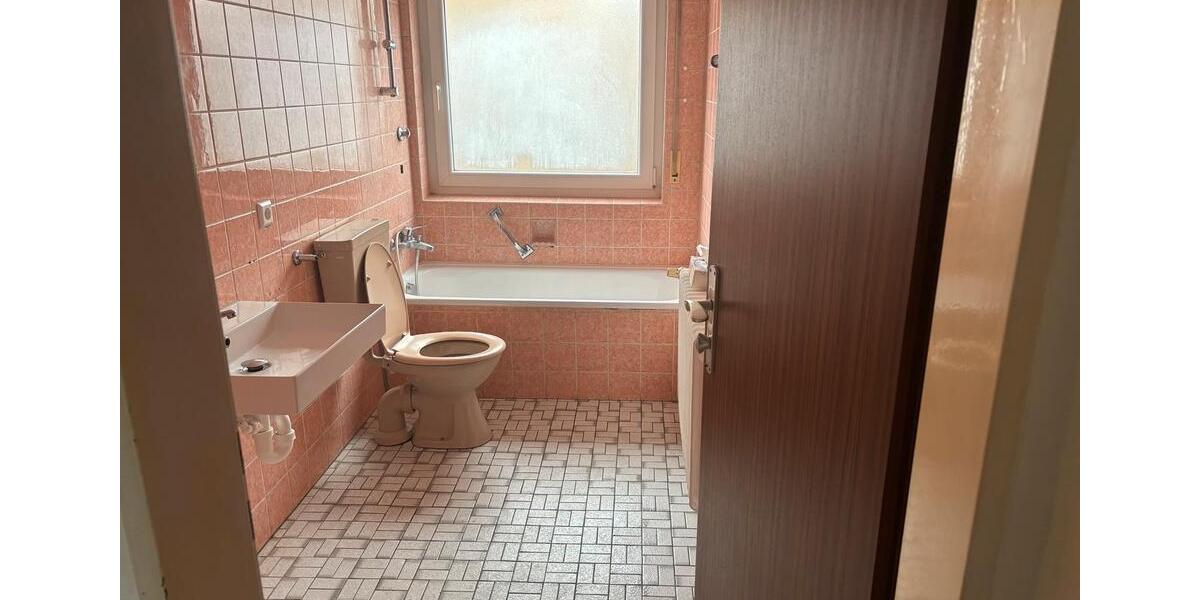 Etagenwohnung Ebersbach an der Fils - 3 Zimmer, 78 m&sup2;, 1.100&euro; | Angebot:24862968