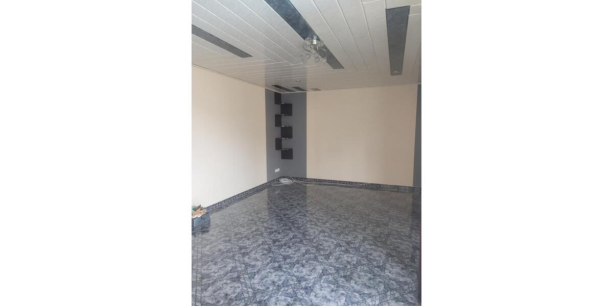 Exklusive 5,5-Zimmer-Terrassenwohnung in Weinsberg 5 zimmer