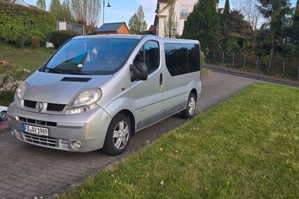 Renault Trafic 306.000 km 4.200 &euro; Hilders 36115