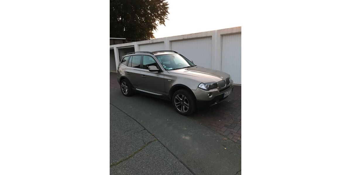 BMW X3 155.000 km 15.950 € Hof 95030