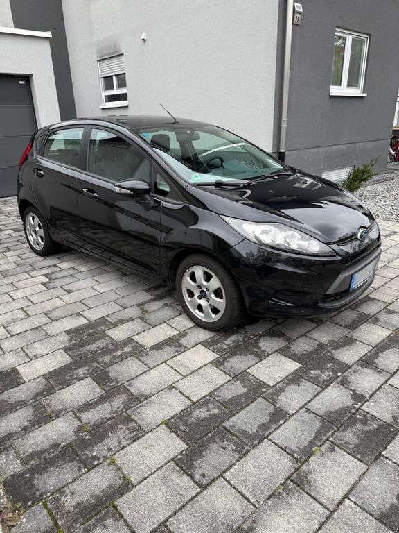 Ford Fiesta 212.000 km 2.950 € Waghäusel 68753