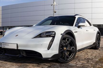 Porsche Taycan 38.000 km 88.990 &euro; Nürnberg 90425