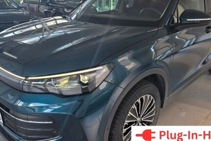 VW Tiguan 9.785 km 44.290 € Chemnitz 09116