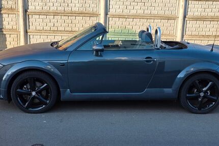 Audi TT 203.000 km 3.999 &euro; Remagen 52424