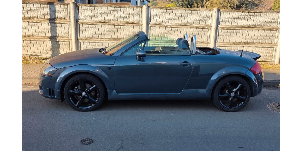 Audi TT 203.000 km 4.141 &euro; Remagen 52424