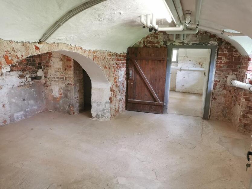 10 m² Lagerraum, Hobby Keller, Souterrain, Handwerker, Lager zimmer