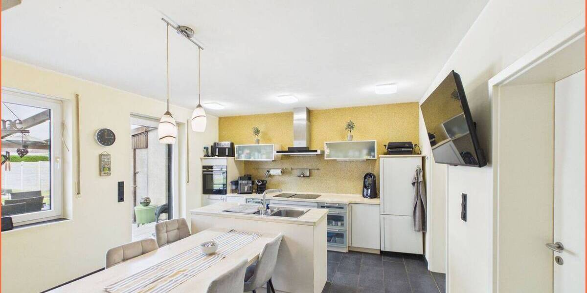 Einfamilienhaus Gangelt-Breberen Breberen - 7 Zimmer, 270 m&sup2;, 549.000&euro; | Angebot:26358393