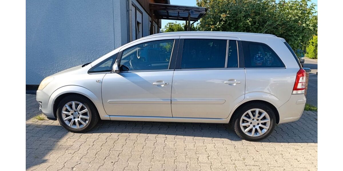 Opel Zafira 82.657 km 5.200 &euro; Altrip 67122