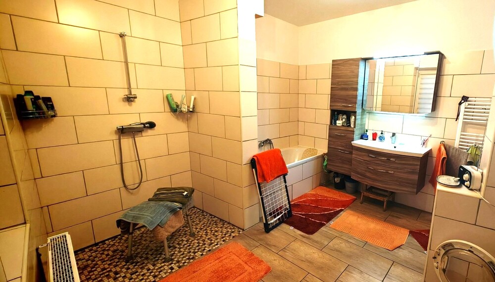 Mehrgenerationenhaus mit großem Garten in schöner Lage - Bauernhaus, Landhaus Hohenselchow Fredersdorf-Vogelsdorf | Angebot:25436751