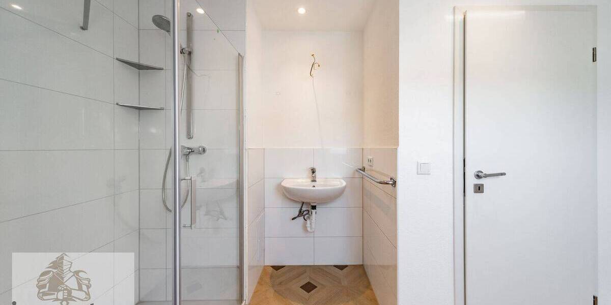 Etagenwohnung Massenbachhausen - 3 Zimmer, 96 m&sup2;, 850&euro; | Angebot:26841958