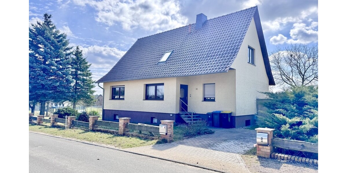 HORN IMMOBILIEN ++ Einfamilienhaus in Tantow mit Einbauküche, Garage und großem Grundstück - Einfamilienhaus Tantow | Angebot:24299209