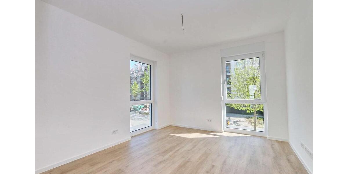 Etagenwohnung Schönefeld - 4 Zimmer, 96 m&sup2;, 1.249&euro; | Angebot:25541075