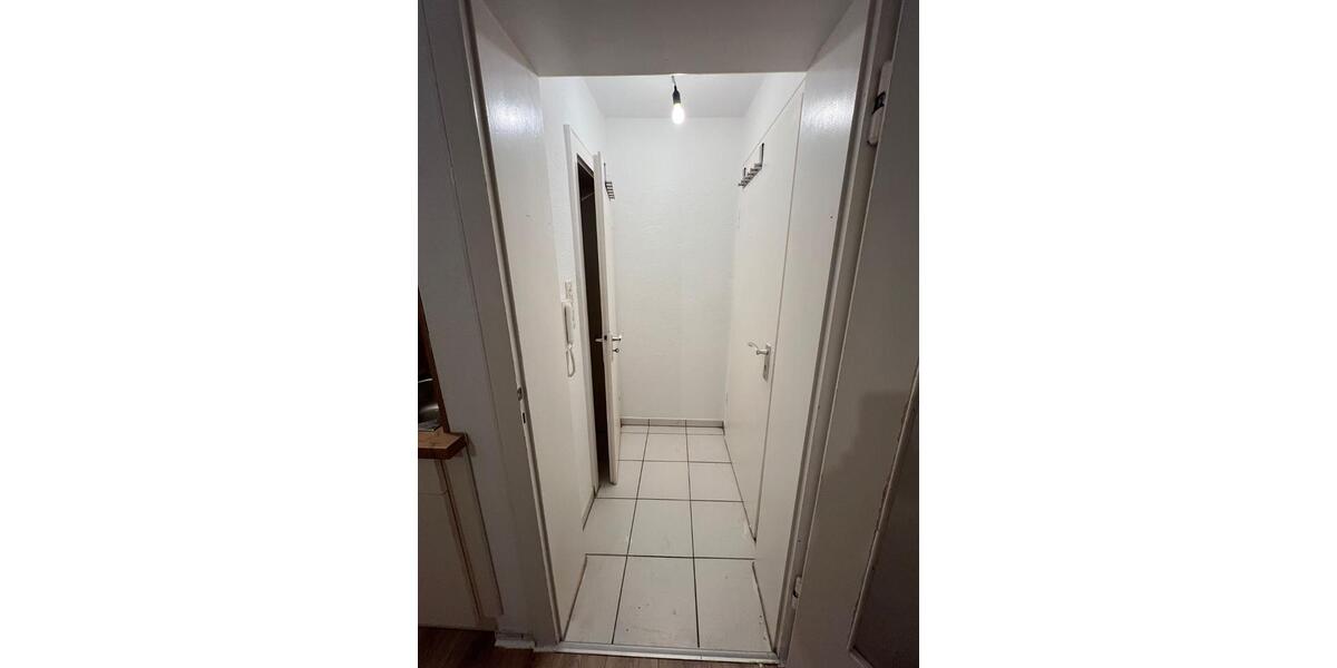 Etagenwohnung Springe - 1 Zimmer, 28 m&sup2;, 50.000&euro; | Angebot:24803836