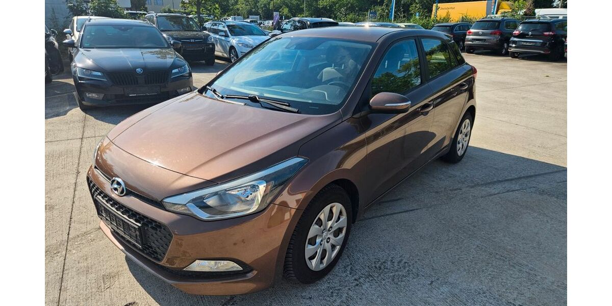 Hyundai i20 115.000 km 7.300 &euro; Bruchsal 76646