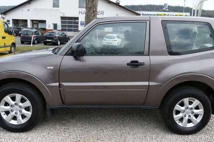 Mitsubishi Pajero 97.752 km 19.300 &euro; Oberviechtach 92526