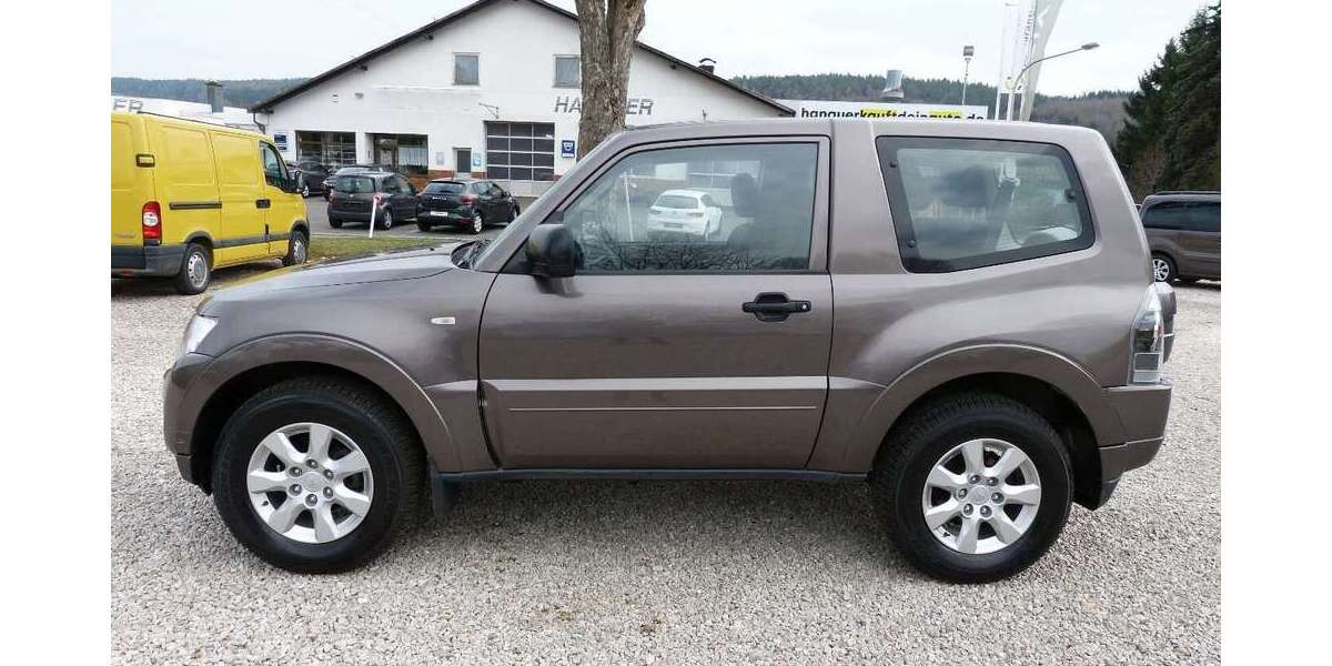 Mitsubishi Pajero 97.752 km 19.300 &euro; Oberviechtach 92526