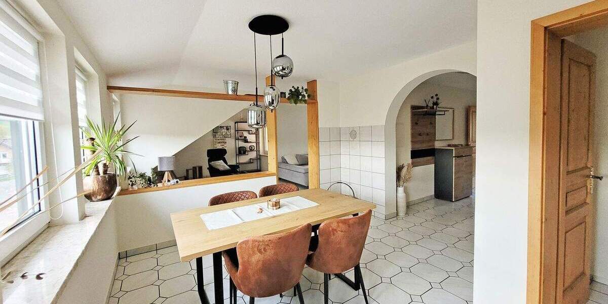 Etagenwohnung Neuenstein Mühlbach - 3 Zimmer, 93 m&sup2;, 600&euro; | Angebot:26410949