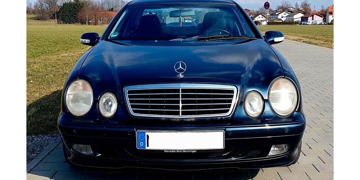 Mercedes-Benz CLK 320 260.000 km 800 &euro; Lachen 87760