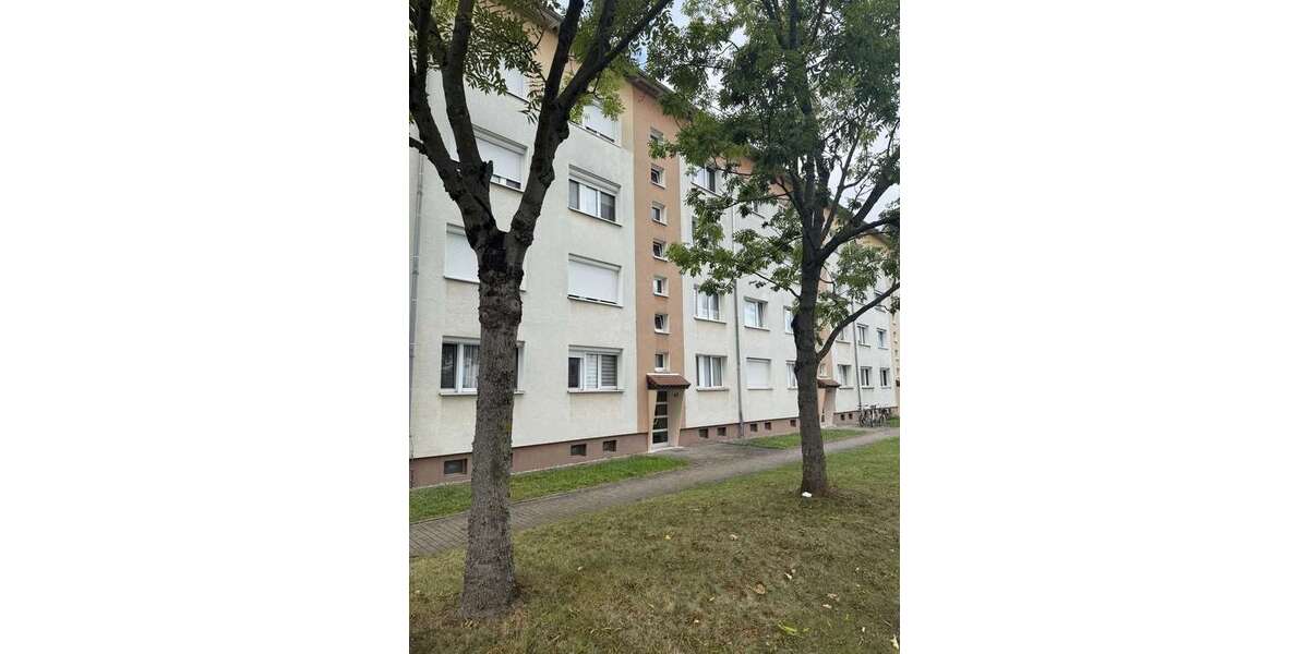 Wohnung zum Kaufen in Zwenkau 250.000 € 105 m² 5 zimmer