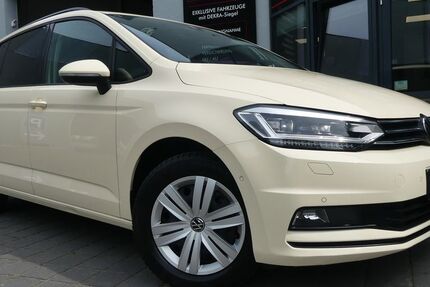 VW Touran 119.468 km 22.800 &euro; Berlin 13156