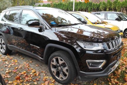 Jeep Compass 92.250 km 18.850 € Gersthofen/Batzenhofen 86368