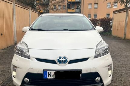 Toyota Prius 128.000 km 11.900 &euro; nürnberg 90482