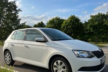 Skoda Fabia 70.000 km 7.319 € Bartenshagen-Parkentin 18209