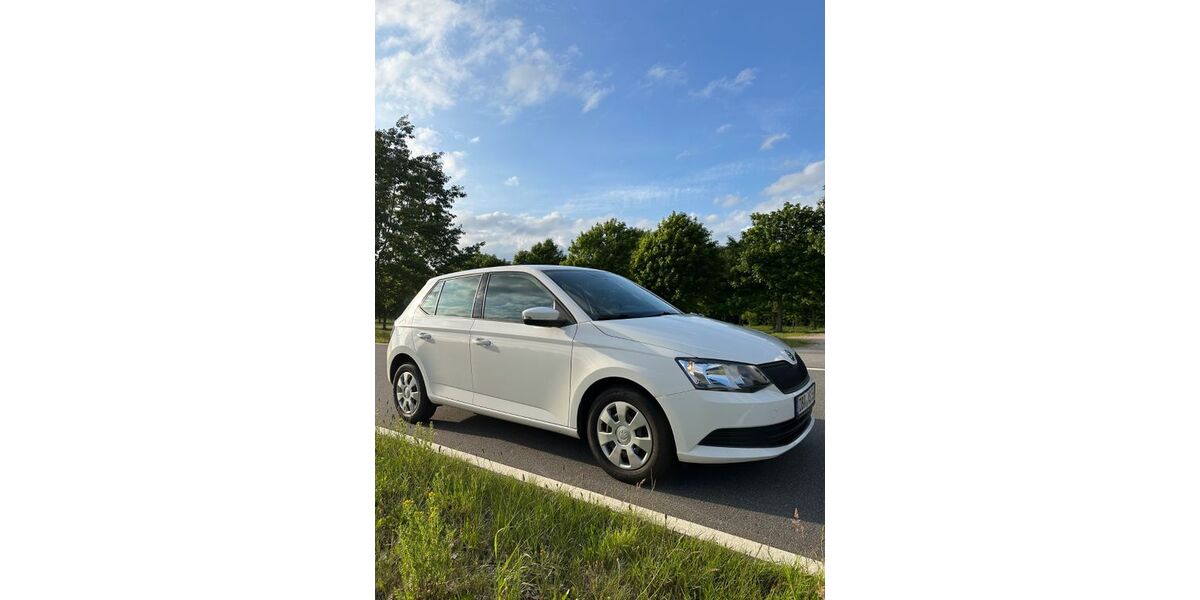 Skoda Fabia 70.000 km 7.740 € Bartenshagen-Parkentin 18209