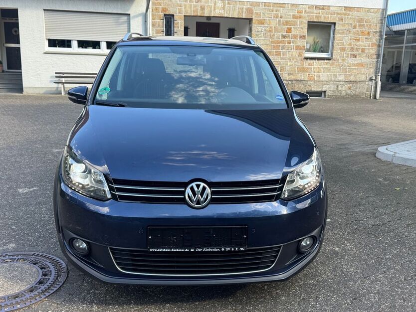 VW Touran 189.000 km 6.500 € Borchen-Etteln 33178