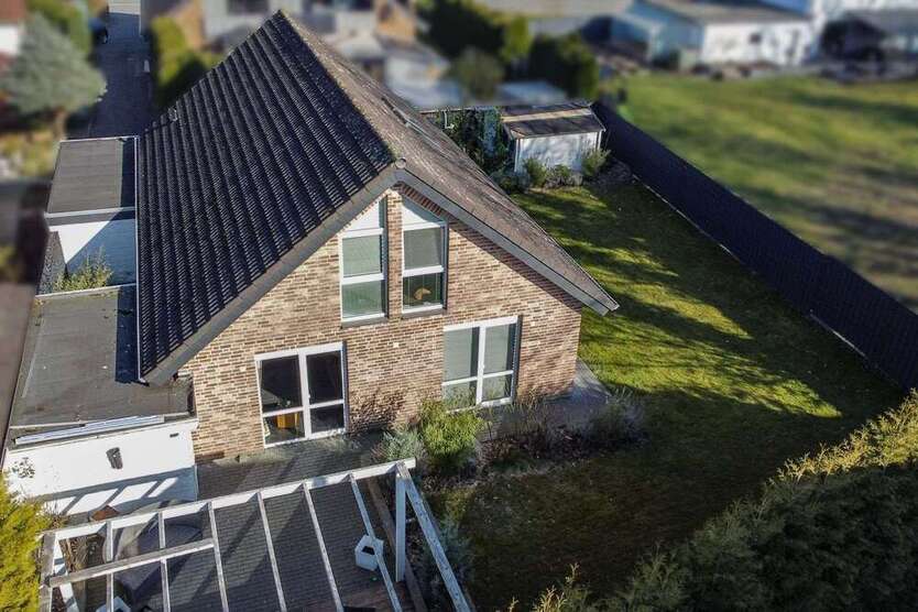 Haus zum Kaufen in Spenge 399.000 € 147.22 m²