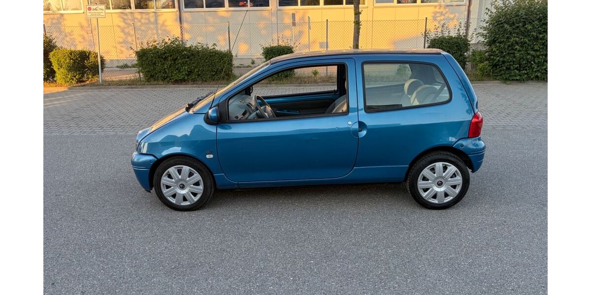 Renault Twingo 139.000 km 1.999 &euro; Neusass 86156