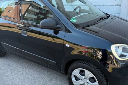 Renault Twingo 97.867 km 3.950 &euro; Neumünster 24536