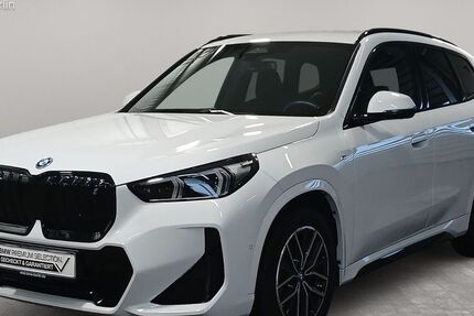 BMW iX1 10.184 km 43.400 &euro; Berlin 14057