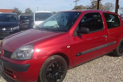 Renault Clio 89.284 km 800 &euro; Dresden 01219