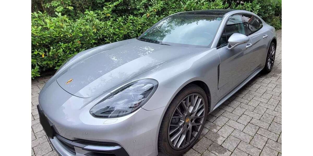 Porsche Panamera 49.600 km 70.900 &euro; Gräfelfing 82166
