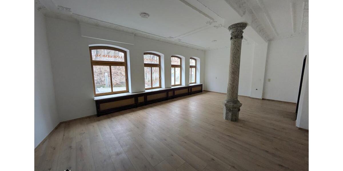 Maisonettenwohnung Glauchau - 3 Zimmer, 130 m&sup2;, 845&euro; | Angebot:26013558