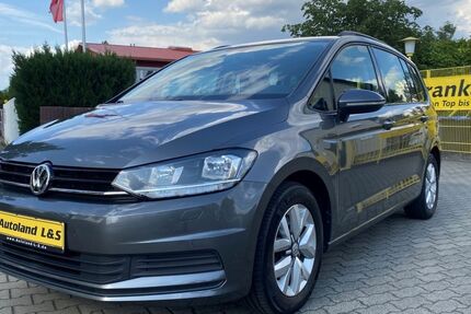 VW Touran 107.655 km 13.990 € Cottbus/ Groß Gaglow 03051