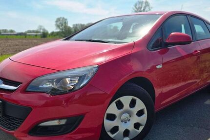 Opel Astra 105.000 km 6.800 &euro; Borgholzhausen 33829