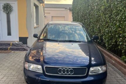 Audi A4 133.400 km 900 &euro; Erlensee 63526
