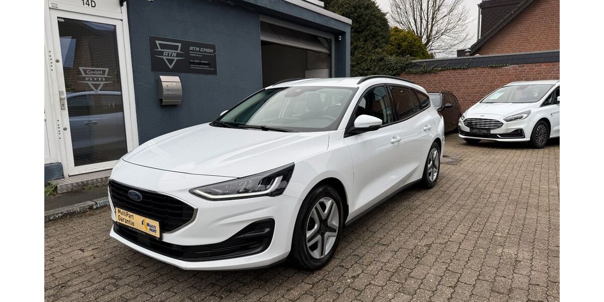 Ford Focus 114.000 km 12.499 &euro; Neuss 41469