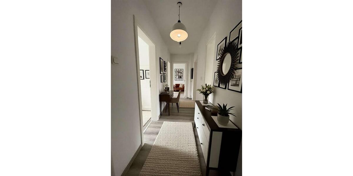 BESICHTIGUNG am 6. Dezember | WOHNTRAUM IN WASSERNÄHE | 2,5 Zimmer | Badewanne | in Sanierung 2 zimmer