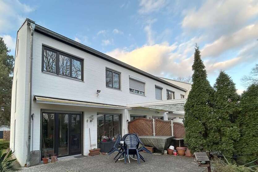 Haus zum Kaufen in Berlin 790.000 € 162 m²