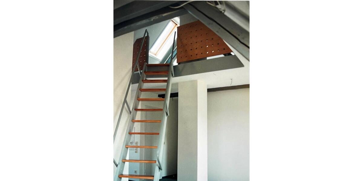 Dachgeschoßwohnung Villingen-Schwenningen Schwenningen - 1.5 Zimmer, 47 m&sup2;, 470&euro; | Angebot:26337369