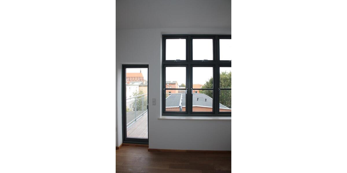 Etagenwohnung Wismar Altstadt - 3 Zimmer, 120 m&sup2;, 1.200&euro; | Angebot:26312370