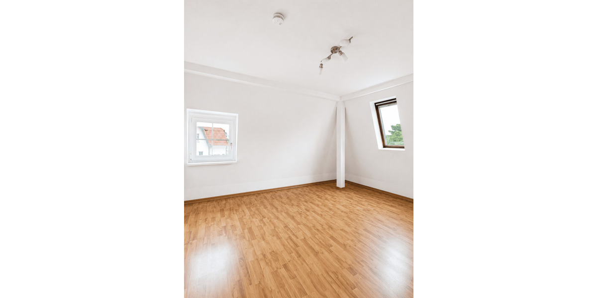 Etagenwohnung Meerane - 2 Zimmer, 55 m&sup2;, 360&euro; | Angebot:26859182