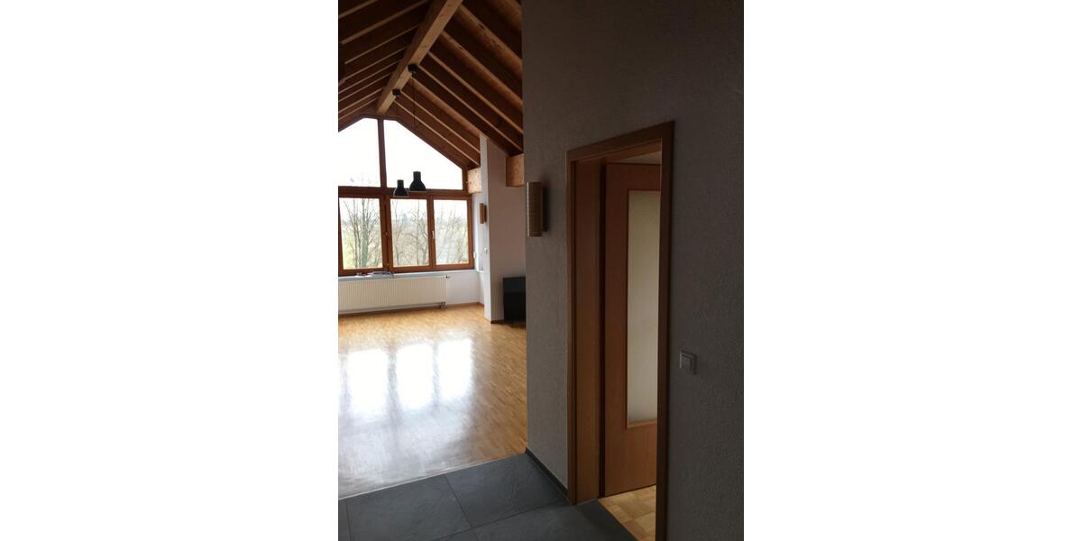 Etagenwohnung Meckenbeuren - 2.5 Zimmer, 74 m&sup2;, 660&euro; | Angebot:26227337