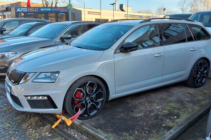 Skoda Octavia 109.000 km 23.900 &euro; Berlin 13599